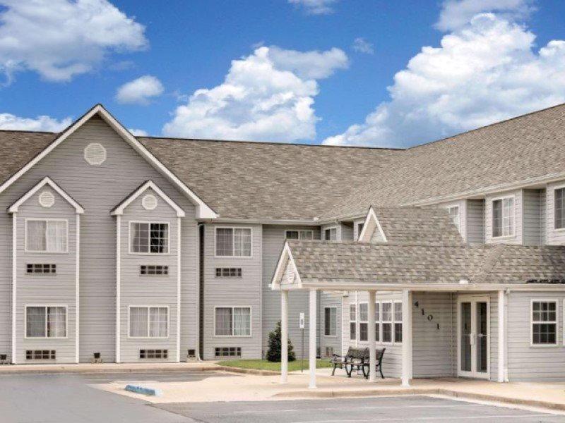 Microtel Inn & Suites By Wyndham Joplin Exterior photo