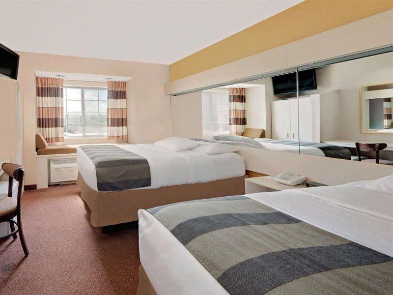 Microtel Inn & Suites By Wyndham Joplin Exterior photo
