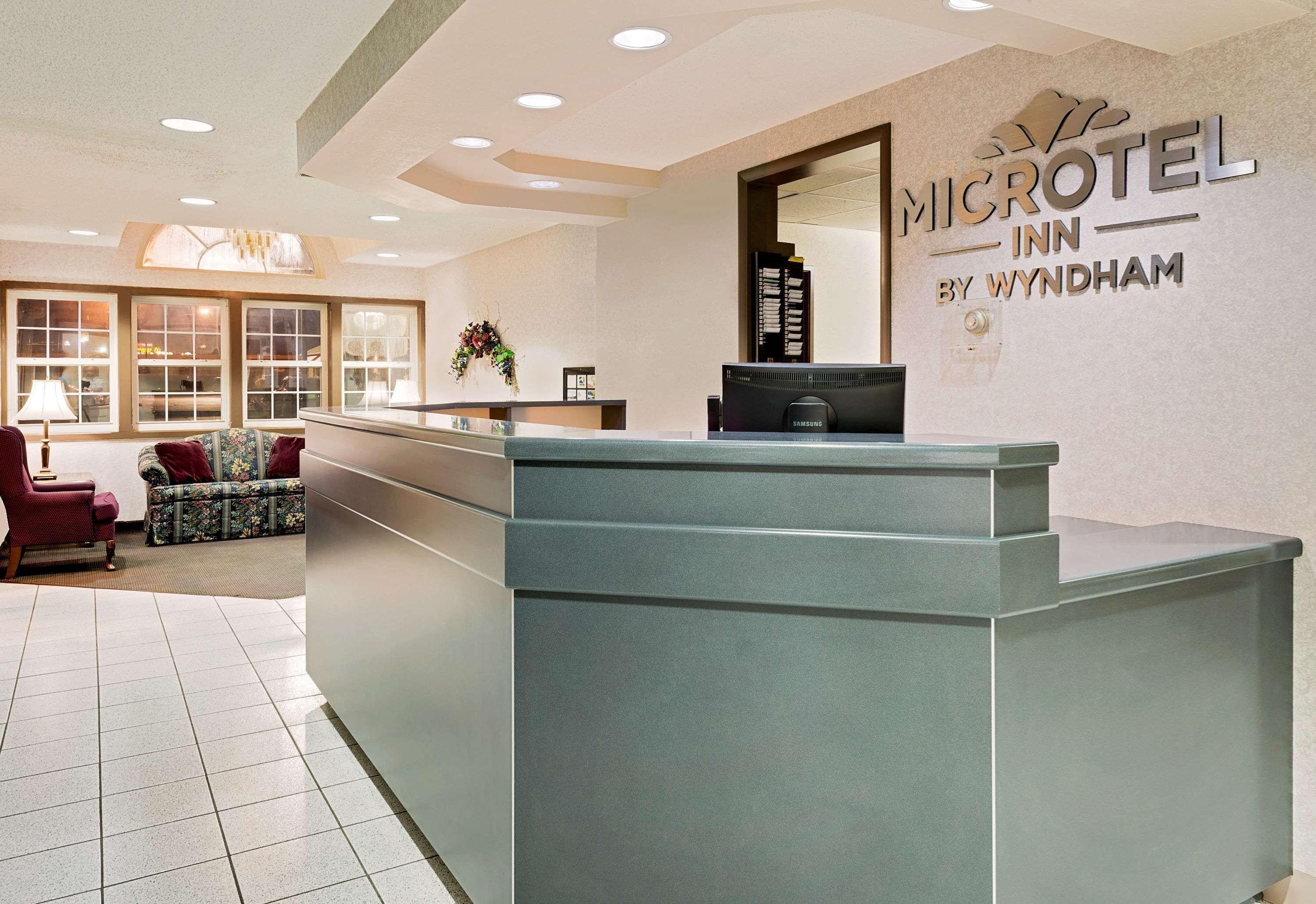 Microtel Inn & Suites By Wyndham Joplin Exterior photo